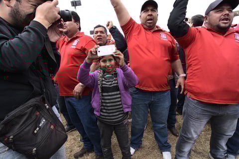 Niños y adultos se dieron cita en el lugar.