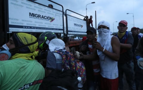 Violentas protestas estallan en Venezuela