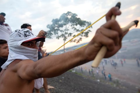 Violentas protestas estallan en Venezuela