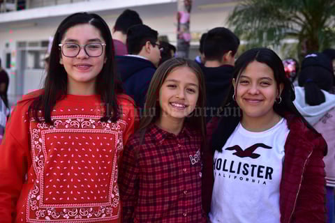 25022019 Krystal, Linette y Melany.