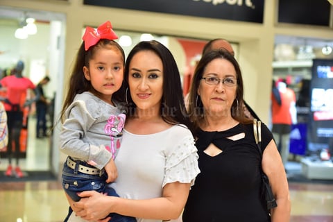23022019 Fidelina, Nesvi e Irais.