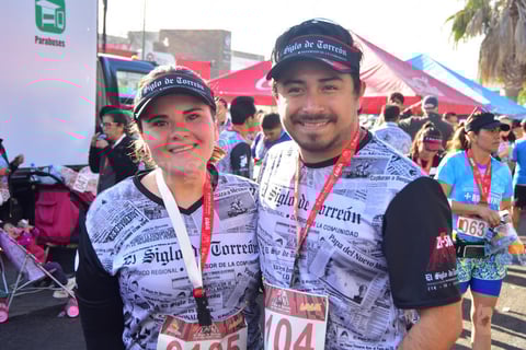23022019 MUY CONTENTOS.  Adriana y Yair.