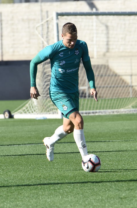 Santos, concentrado para la vuelta ante el Marathón