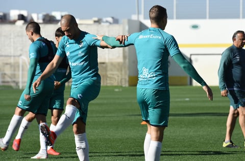 Santos, concentrado para la vuelta ante el Marathón