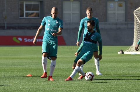 Santos Laguna comenzó su preparación para recibir mañana al CD Marathón de Honduras, dentro de la Liga de Campeones de la Concacaf.