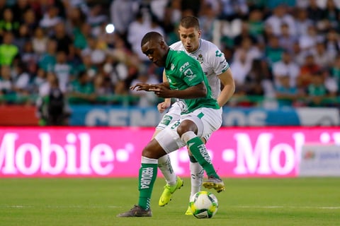Santos no puede y cae contra León