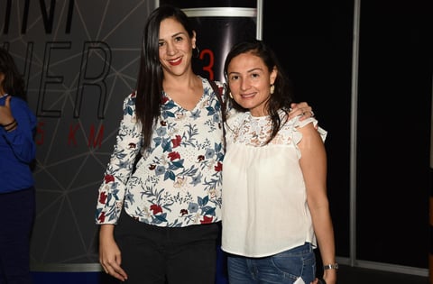 04032019 AMIGAS.  Maru y Lily.