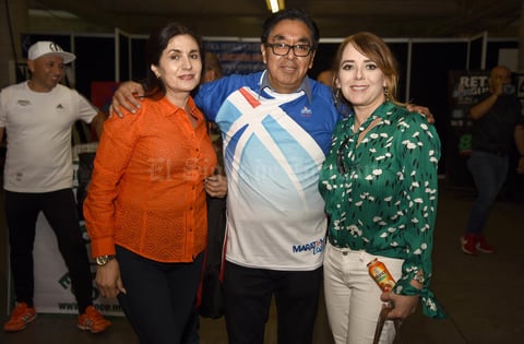 04032019 FERIA DEPORTIVA.  Celia, Roberto y Susy.