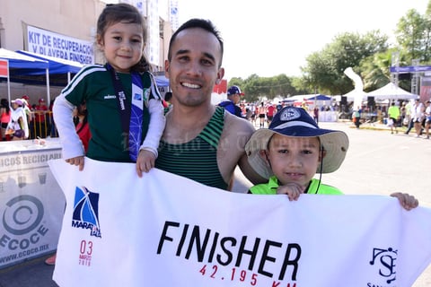 04032019 Valentina, Alberto y José Alberto.