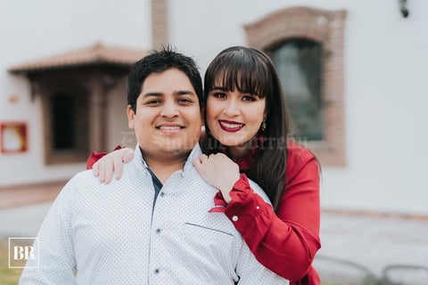 03032019 M.C. Efraín Ríos Sánchez y M.C Bertha Yasmín Ávalos Calleros están cerca de su enlace nupcial.- Brenda Rodríguez