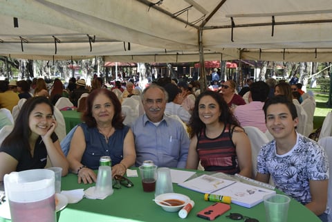 Festejan Día de la Familia