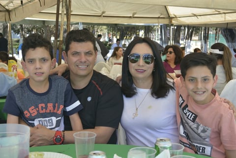 Festejan Día de la Familia