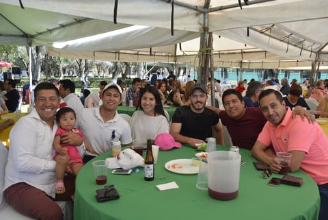 Festejan Día de la Familia