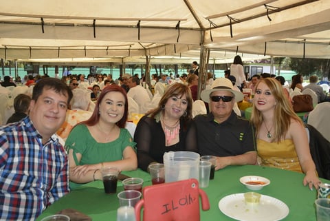 Festejan Día de la Familia