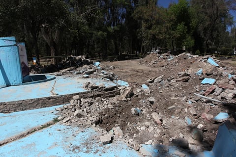 "Ningún funcionario público tiene el derecho de destruir o demoler algo que es patrimonio de la ciudad si no está sustentado en algún proyecto, yo desconozco si hay alguno", explicó Frías Morales.