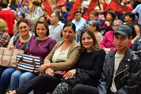 05032019 Gaby, Sara, Martha, Gloria y Alan.