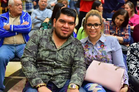 05032019 César y Mónica.