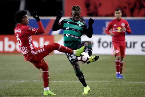 Santos, cerca de la semifinal en Concachampions