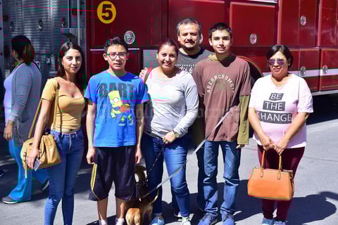 06032019 disfrutan un domingo familiar