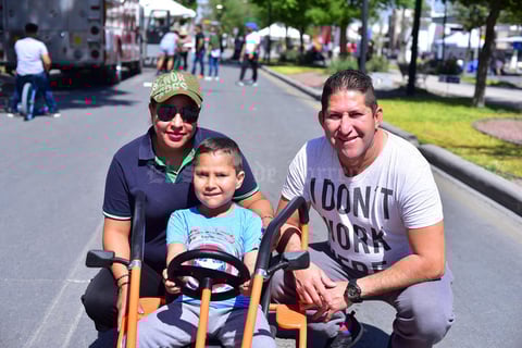 06032019 Ceclia, Jaime y Dereck.