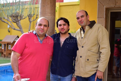 07032019 EN EL CUMPLEAñOS DE OLIVIA.  Fran, Nito y Carlos.