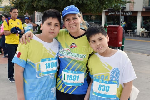 07032019 Luis Gerardo, Esther y Ángel Daniel.