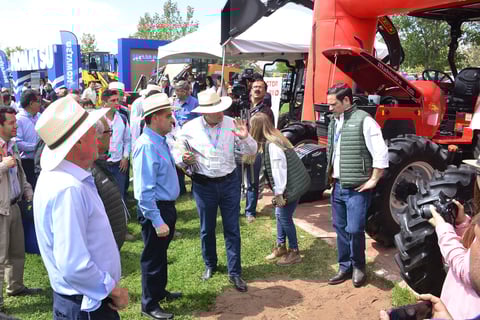 Acudió como representante del gobierno federal Francisco Javier Trujillo Arriaga, director de Senasica.