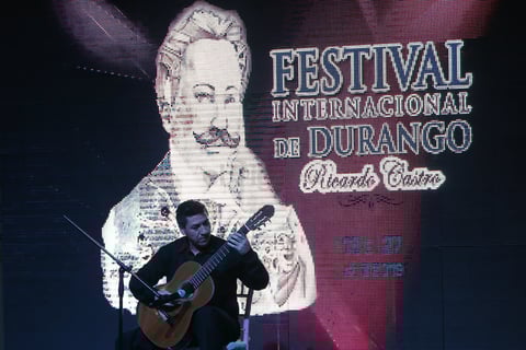 Este año participarán 200 artistas locales y 300 más provenientes de 10 estados de la República Mexicana y de 14 países.