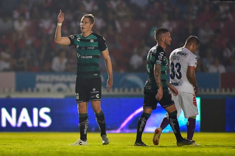 Santos rescata un punto ante un tambaleante Veracruz