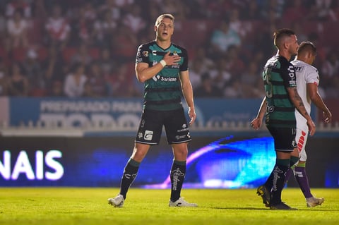 Julio Furch dio el primer gol para Santos Laguna.