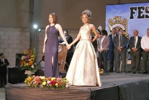 11032019 presentes en coronación