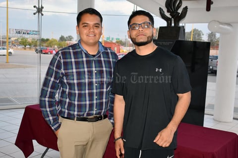 11032019 AMIGOS.  Rogelio y Erick.