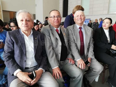 10032019 entre amigos