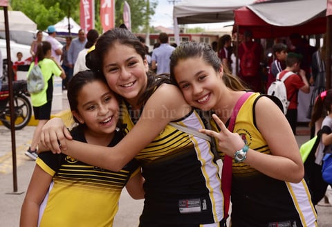 11032019 Nelida, Sara y Camila.