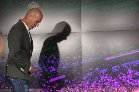 "Zinedine Zidane representa el espíritu y los valores sagrados del Real Madrid y su relación con el club ya es eterna desde 2001."