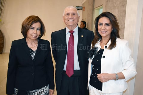 12032019 Rosa María, Guillermo y Lola.