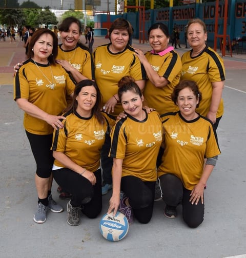13032019 Equipo de la Est. 74 de la Colonia Chapala de Gómez Palacio, Durango: Coco, Laura, Mary, Norma, Zoila, Vero, Oly y Penélope.