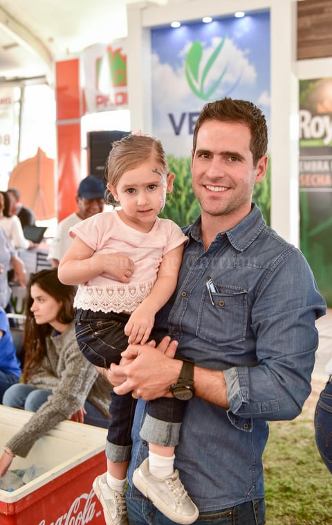 13032019 Andrea y Diego.