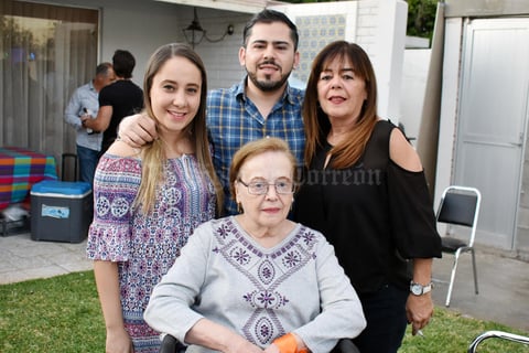 15032019 Daniela, Joaquín, María Elena y María Elena.