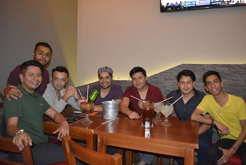 Paco Herrera, Victor Tetuan, Pedro Mendoza, Uziel Contreras, Leo Morales, Miguel Ángel Rodríguez y César Sánchez.