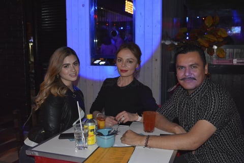 María Paula Fragoso, Yamile Siqueiros y Guillermo Lugo.