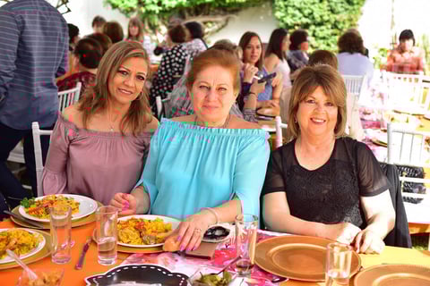 Licha, Paty y Kechu