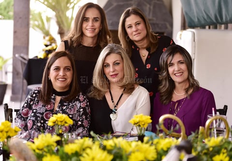 Canela, Astrid, Cristy, Angelica y Noelie
