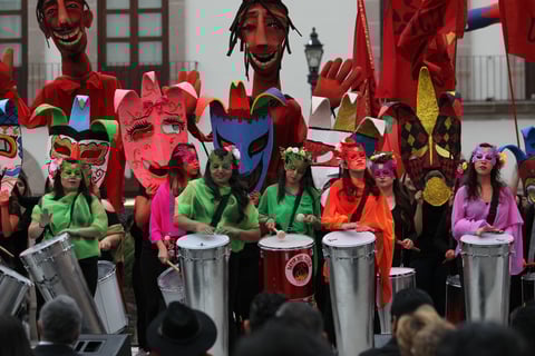 El Festival Cultural Universitario arrancó su XX edición en el 'Corazón de la ciudad'.