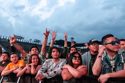 Primer día del Vive Latino celebra 20 años de música