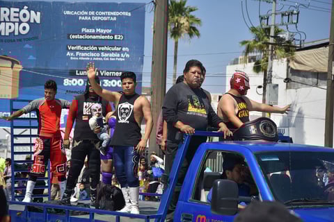 Celebran a la primavera con desfile en Torreón