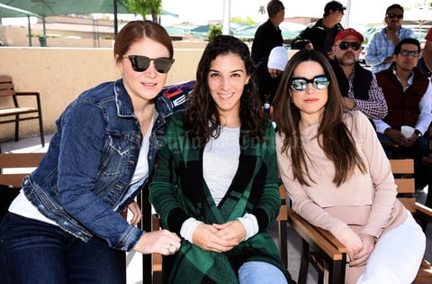 18032019 AMIGAS.  Luisa, Ana y Ana Lya.