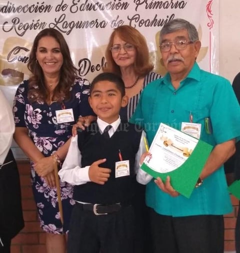 20032019 PRIMER LUGAR.  Cuauhtémoc Abraham Luna Bernal de la Primaria Cuauhtémoc de San Esteban de Egipto del Municipio de Francisco I. Madero, Coahuila, ganador del Concurso Regional de Declamación.