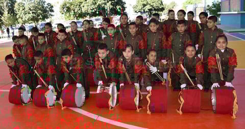 20032019 EN RECIENTE EVENTO.  Banda de Guerra de la Primaria Cuauhtémoc de Paso Nacional, del Municipio de Nazas, Durango.