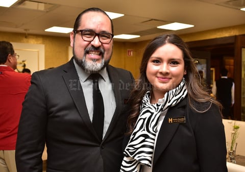 21032019 EN APERTURA.  Fernando Orrante y Sandra González.